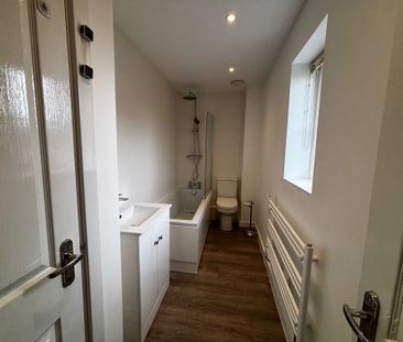 Scarlett Avenue, Aylesbury, Wendover - Photo 6