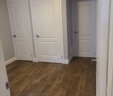 For Lease - 454 Drew Street Unit# Lower, Oshawa, Ontario - Photo 1