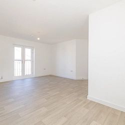 Central Boulevard, Aylesham, Canterbury, CT3 3GT, Kent - Photo 1