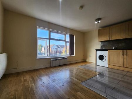 1 bedroom flat to rent - Photo 3