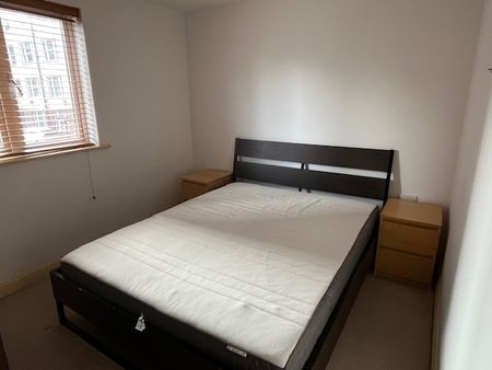 1 Bed Flat, Turin Street, E2 - Photo 4