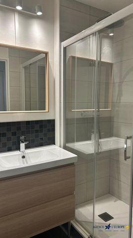 Location Appartement 4 pièces 73m² VICHY 03200 - Photo 2