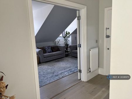 1 bedroom flat to rent - Photo 4