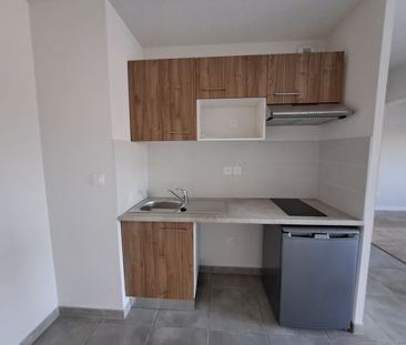 Location Appartement 2 pièces 45m² PERPIGNAN 66000 - Photo 3