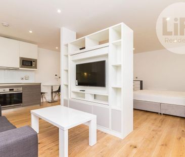 Studio to rent - Photo 1