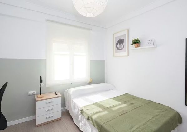 Carrer de la Miraculosa, Valencia, Valencian Community 46009