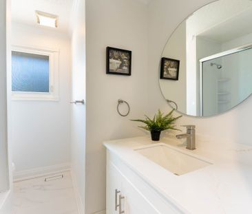 For Lease - 159 Claymore Crescent, Oshawa, Ontario - Photo 6