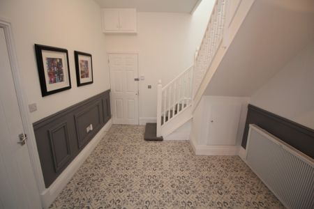 Fletcher Drive, Aigburth, L19, L4, Chiltern - Photo 4