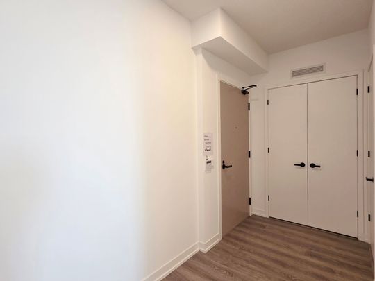 For Lease - 8 Interchange Way Unit# 2012, Vaughan, Ontario - Photo 1