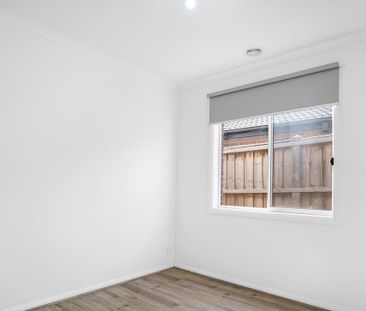 Modern 4-Bedroom Family Home in a Convenient Mickleham Location - Photo 4