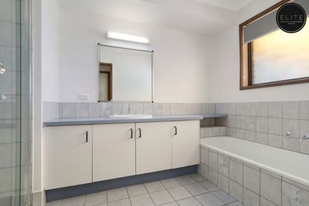 2 MacPherson Street, West Wodonga - Photo 2