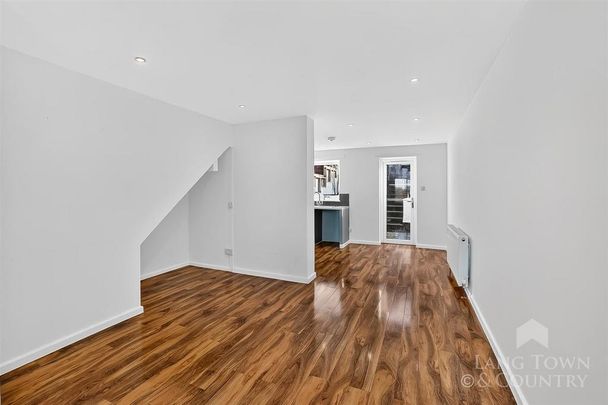 2 bedroom semi-detached house to rent - Photo 1