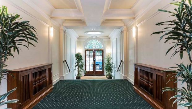 Pelham Court, Chelsea - Photo 1