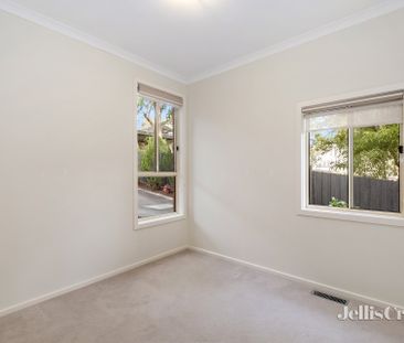 2/13 Sylvan Street, Montmorency - Photo 3