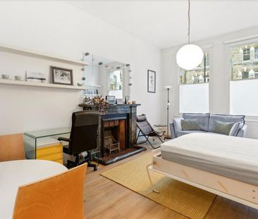 Studio to rent - Photo 1