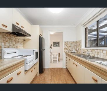 VILLA CONVENIENCE - Photo 3
