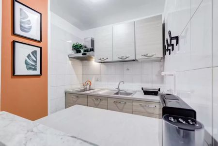 Via Francesco Sivori, Rome, Lazio 00136 - Photo 3