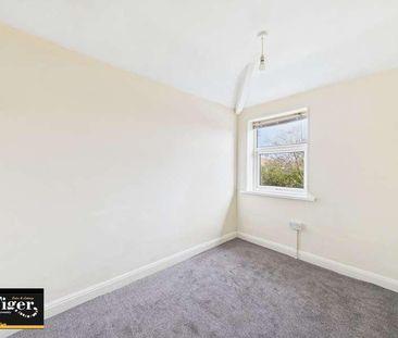 Westbank Avenue, Blackpool, FY4 - Photo 6