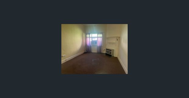 LARGE DOUBLE FRONTED CHARACTER HOME IN SOUGHT AFTER LOCATION (INSPECTION BY APPOINTMENT) - Photo 1