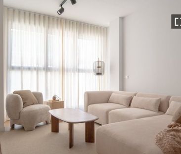 2 room luxury Apartment for rent in Seville, Andalusia - Photo 3