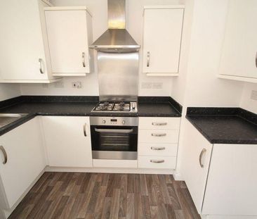 2 bedroom semi-detached house to rent - Photo 4