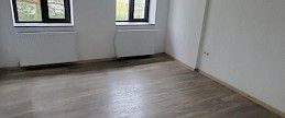 große helle 3 Zimmer Wohnung zentrale Lage im Dachgeschoss - Foto 1