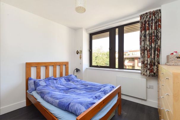 Catteshall Lane, Godalming - 1 bedroomProperty for lettings - Seymours - Photo 1