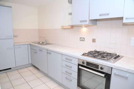 Sark Tower, Erebus Drive, West Thamesmead, SE28 - Photo 4