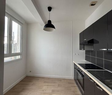 Location Appartement 3 pièces 40m² - Photo 2