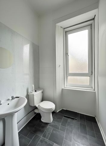 3 Bed Flat, Lawrence St, G11 - Photo 5