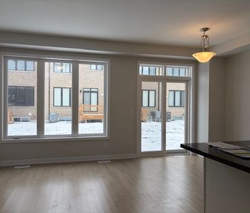 For Lease - 9 Harvey Bunker Crescent, Markham, Ontario - Photo 4