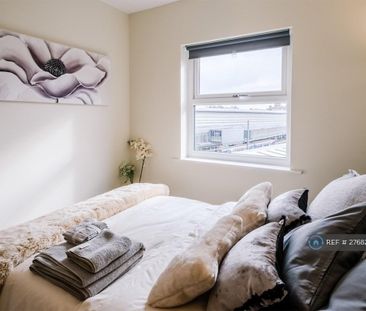 1 bedroom flat to rent - Photo 3