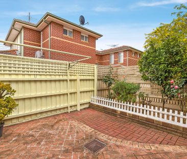 Position and Practicality - Photo 5