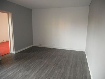Location Appartement 2 pièces 49m² REIMS 51100 - Photo 5
