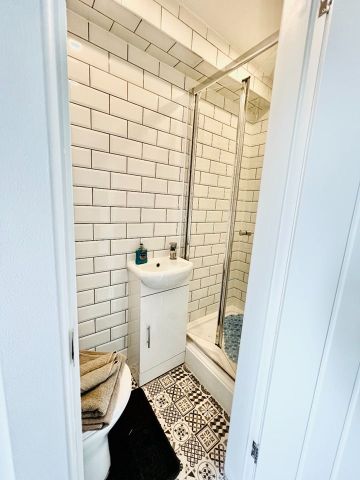 Room in a Shared House, Humber Avenue, CV1 - Photo 3