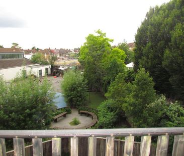 2 bedroom apartment to rent - Photo 6