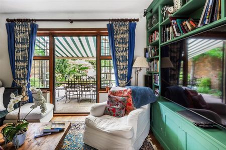 5 bedroom detached house to rent - Photo 4