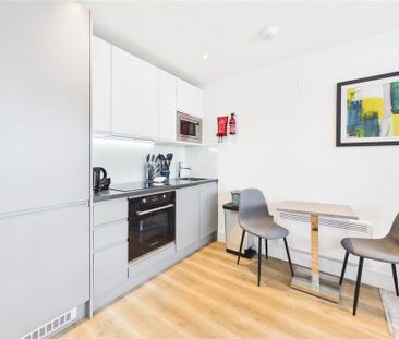 Studio to rent - Photo 4