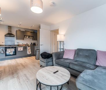 2 bedroom flat to rent - Photo 3