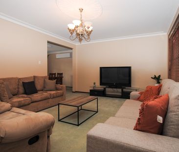 FOUR BEDROOM FULLY FURNISHED FAMILY HOME - Photo 1