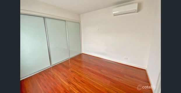 Sparkling Townhouse in the Heart of Box Hill - Photo 1