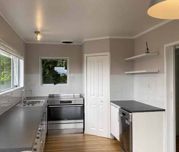 Spacious Harbour living - Photo 3