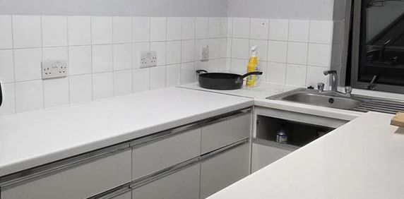 1 bedroom house of multiple occupation to rent - Photo 2