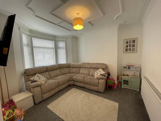 3 Bedroom Terraced House To Rent - Photo 1