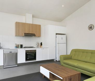 2/54 Percy Street, Newtown - Photo 3