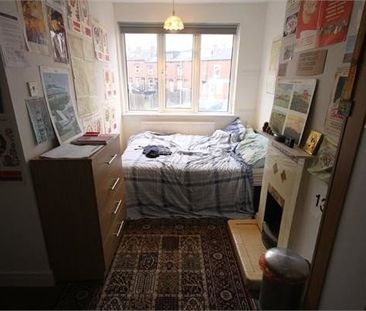 3 Bed - 15 Hessle Walk, Hyde Park, Leeds - LS6 1EJ - Student - Photo 1