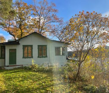 Litet hus på sjötomt för den lilla familjen - Foto 3