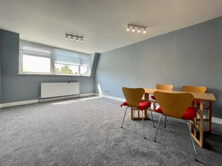 43 Hamilton Road, Ealing - Photo 4