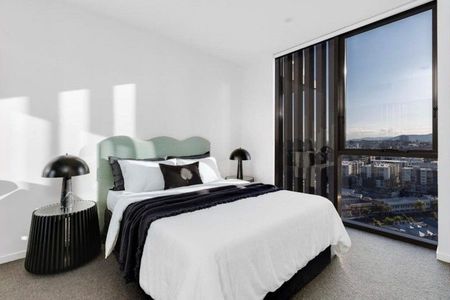 SILK ONE 2 BED 2 BATH - Photo 2