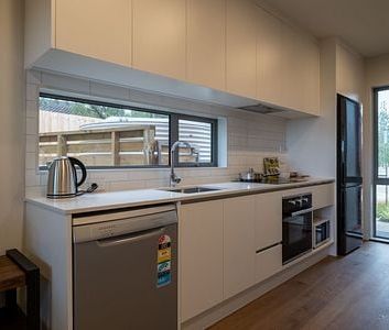 Modern 2BR Townhouse in Mangere East! - Photo 4